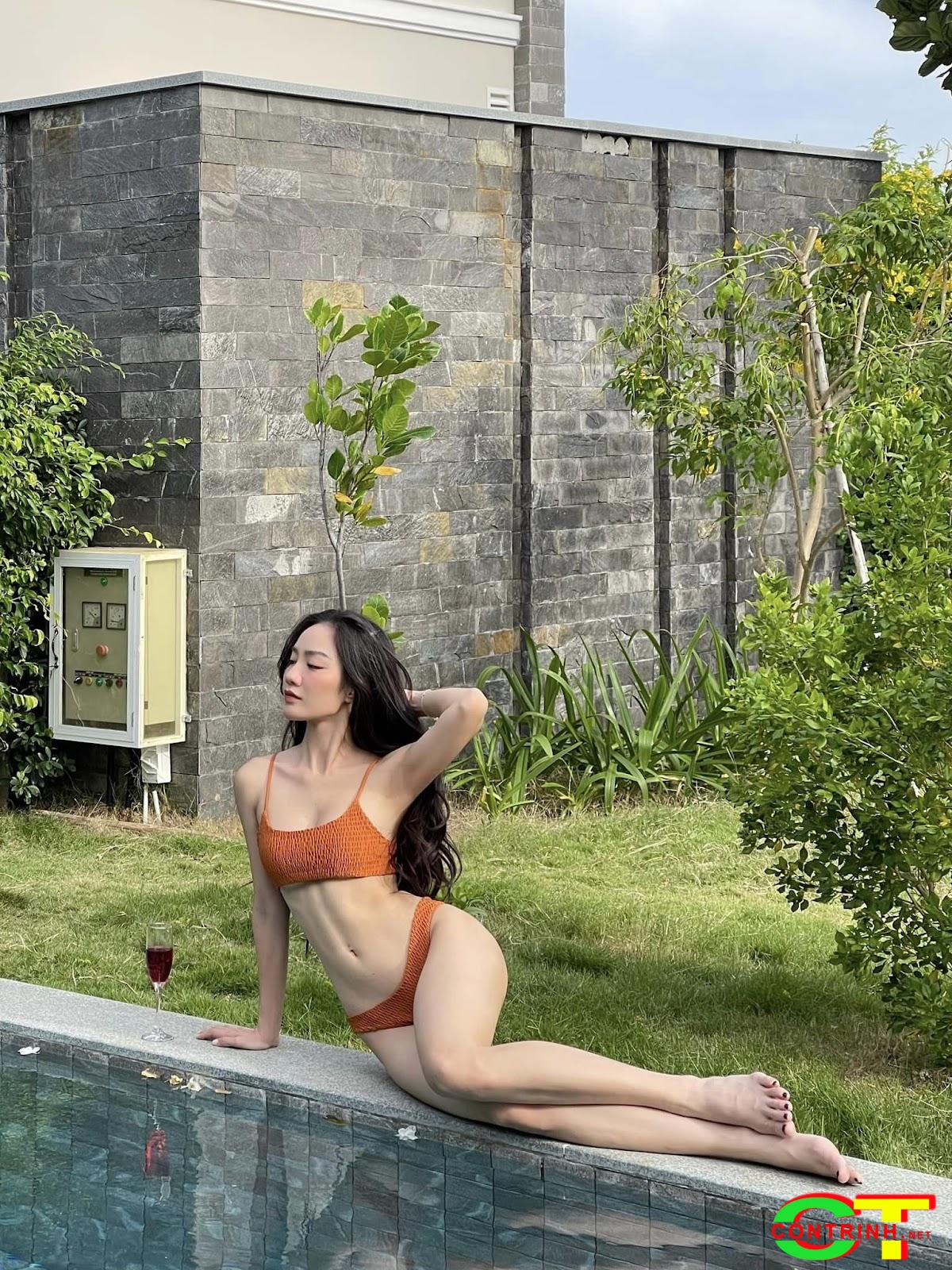 anh-tuyet-nguyen-mac-bikini-khoe-duong-cong-quyen-ru